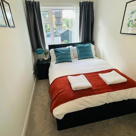 Enfield Chase Apartment Buitenkant foto