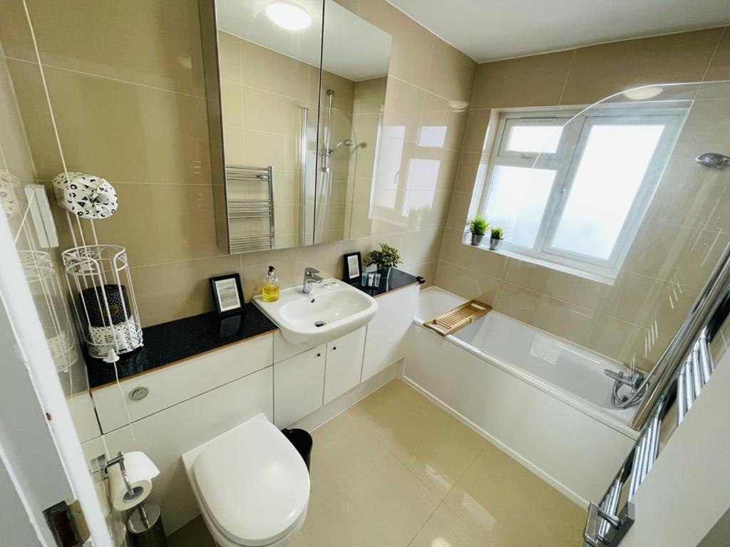 Enfield Chase Apartment Buitenkant foto