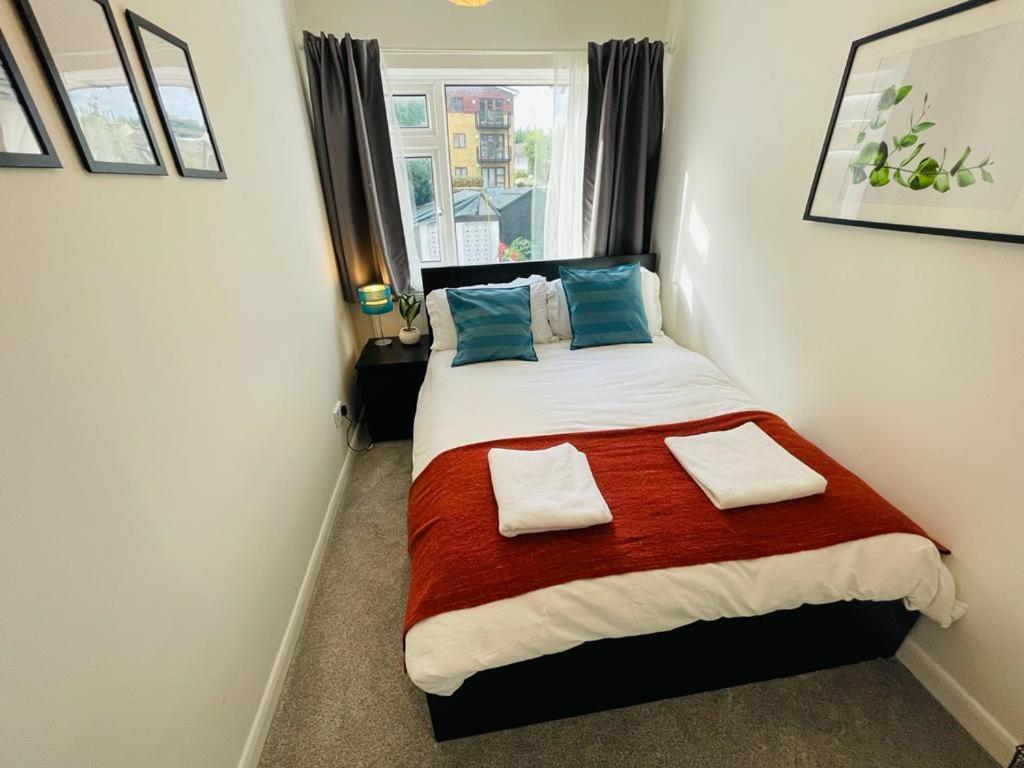 Enfield Chase Apartment Buitenkant foto